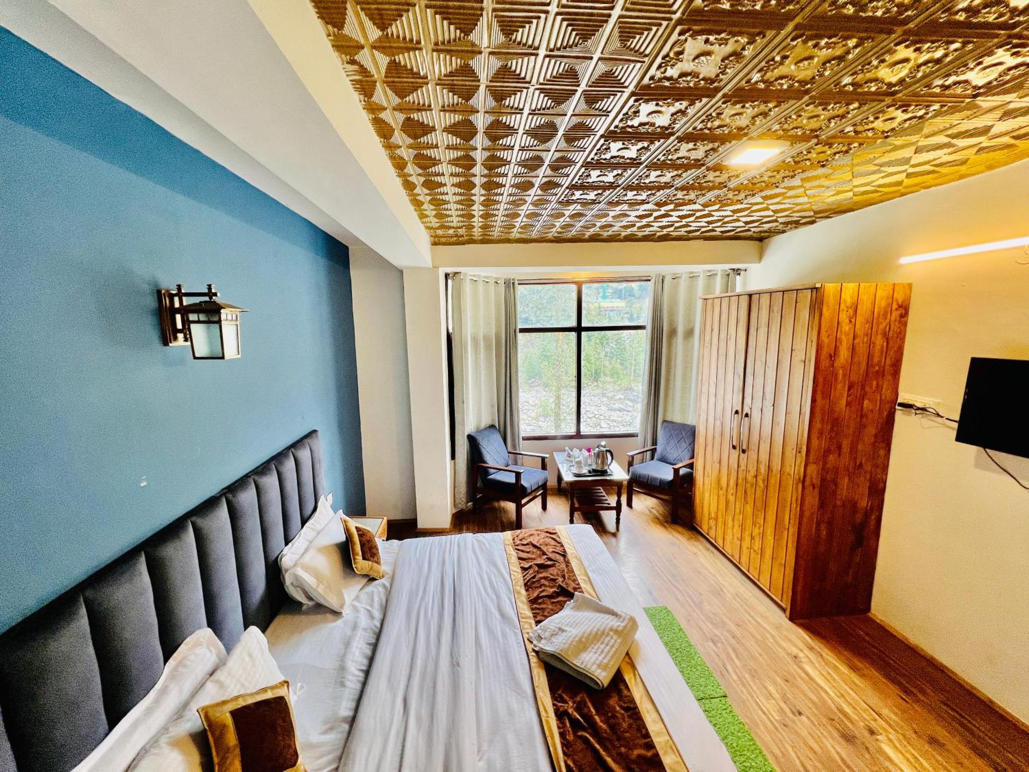 Hotel New # Link Way # Near Zing Bus Stand - Manali (Himachal Pradesh), Manali